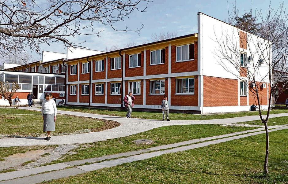 Zavod za smeštaj odraslih "Male pčelice"