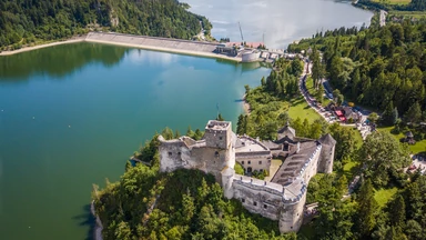 Poziom wody w Dunajcu jeden z niższych w historii zapory w Niedzicy