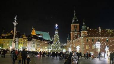 Ostatni weekend z iluminacją świąteczną w stolicy