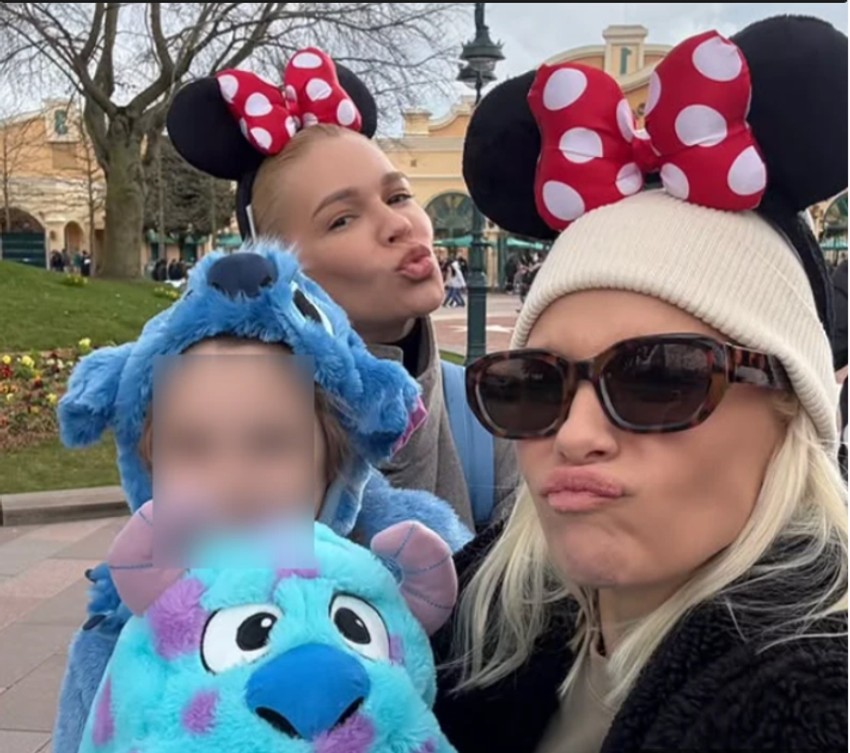 Nataša i Kristina Bekvalac