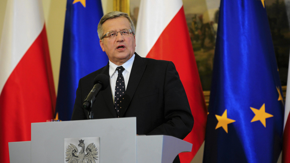 Prezydent Bronisław Komorowski podpisał ustawę o podatku węglowodorowym - poinformowała w poniedziałek Kancelaria Prezydenta. Firmy, które będą wydobywały w Polsce gaz z łupków, od 2020 r. zaczną płacić specjalne podatki.