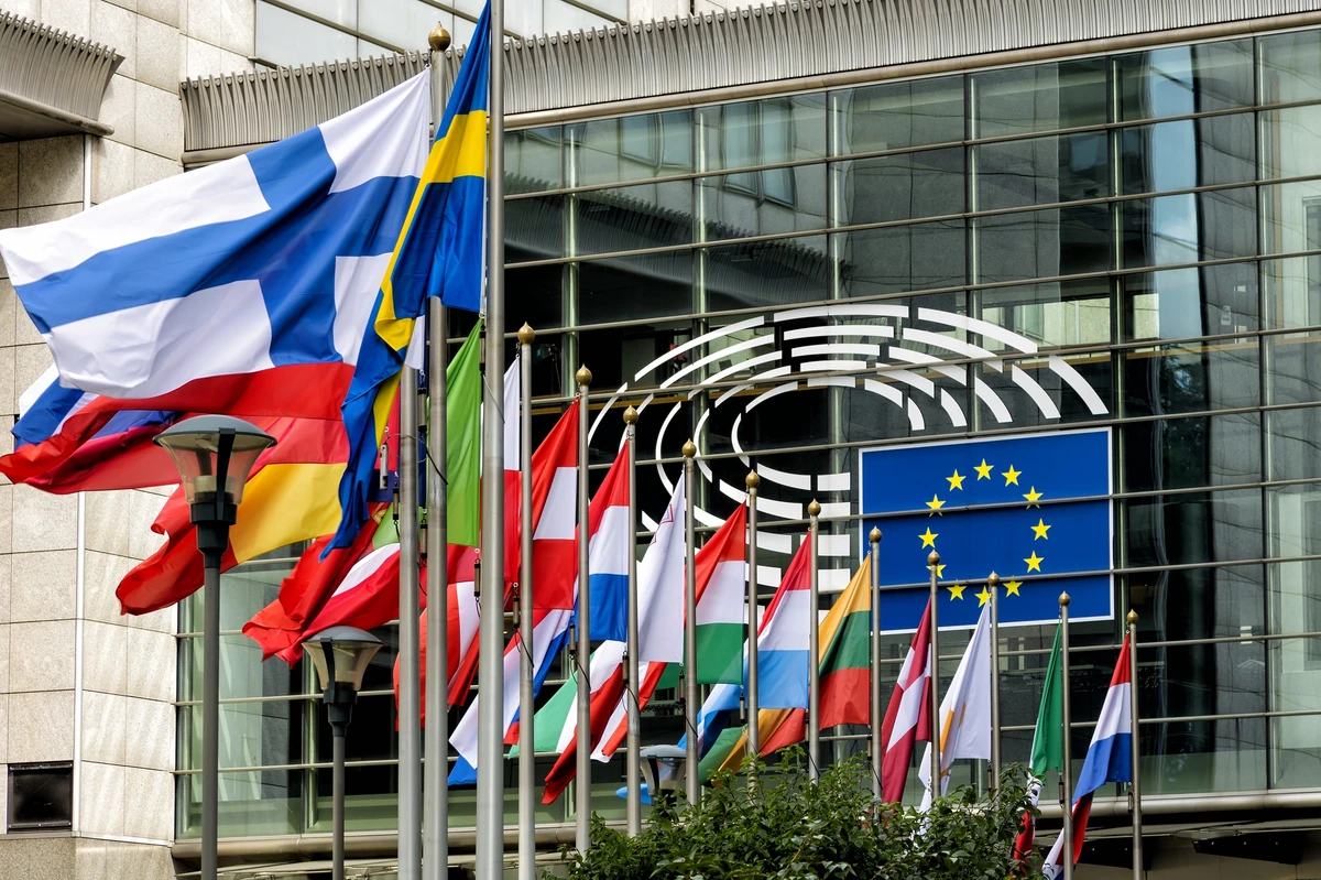 Europa na skraju wojny? NATO i UE wzywają do rewolucyjnych wydatków na obronność