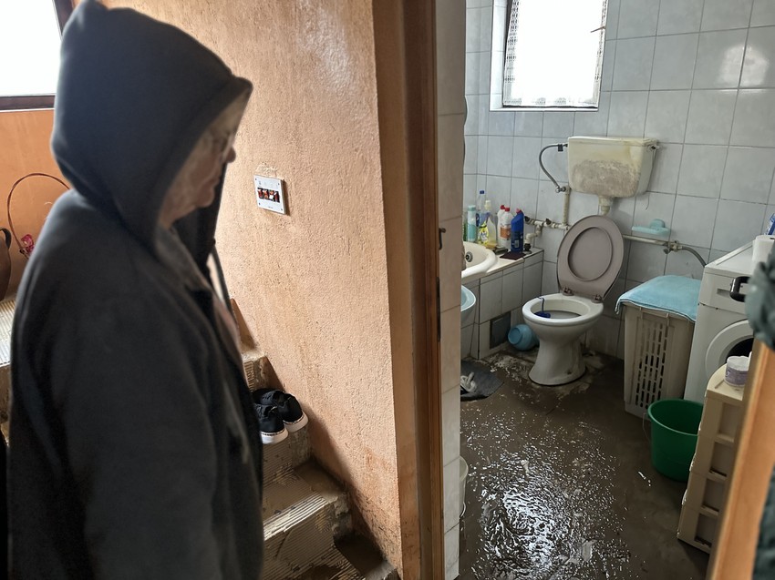 Voda zabranjena za piće, savetuje se odlazak lekaru ako se osete simptomi mučnine