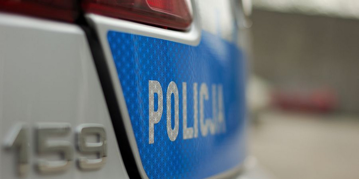 Katowice. Policja prosi o pomoc w identyfikacji zatrzymanego mężczyzny.