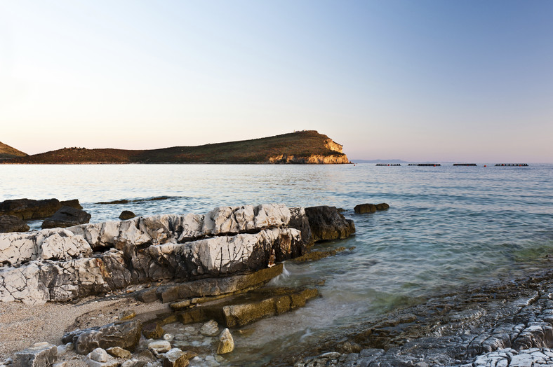 Zatoka Porto Palermo, Albania