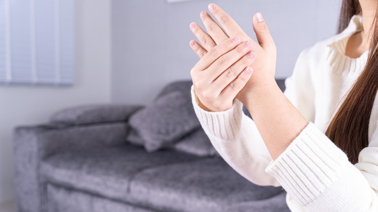 Reumatoid artritisz reggeli merevség ellen