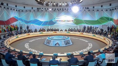 Russia signs military deals with 40 African countries, Putin says. [Twitter:@upholdreality]