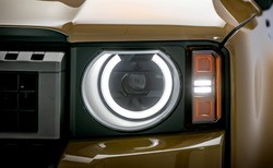 Nowa Toyota ma 204 KM i znika w ciemno. Takie auta zdarzają się raz na 70 lat