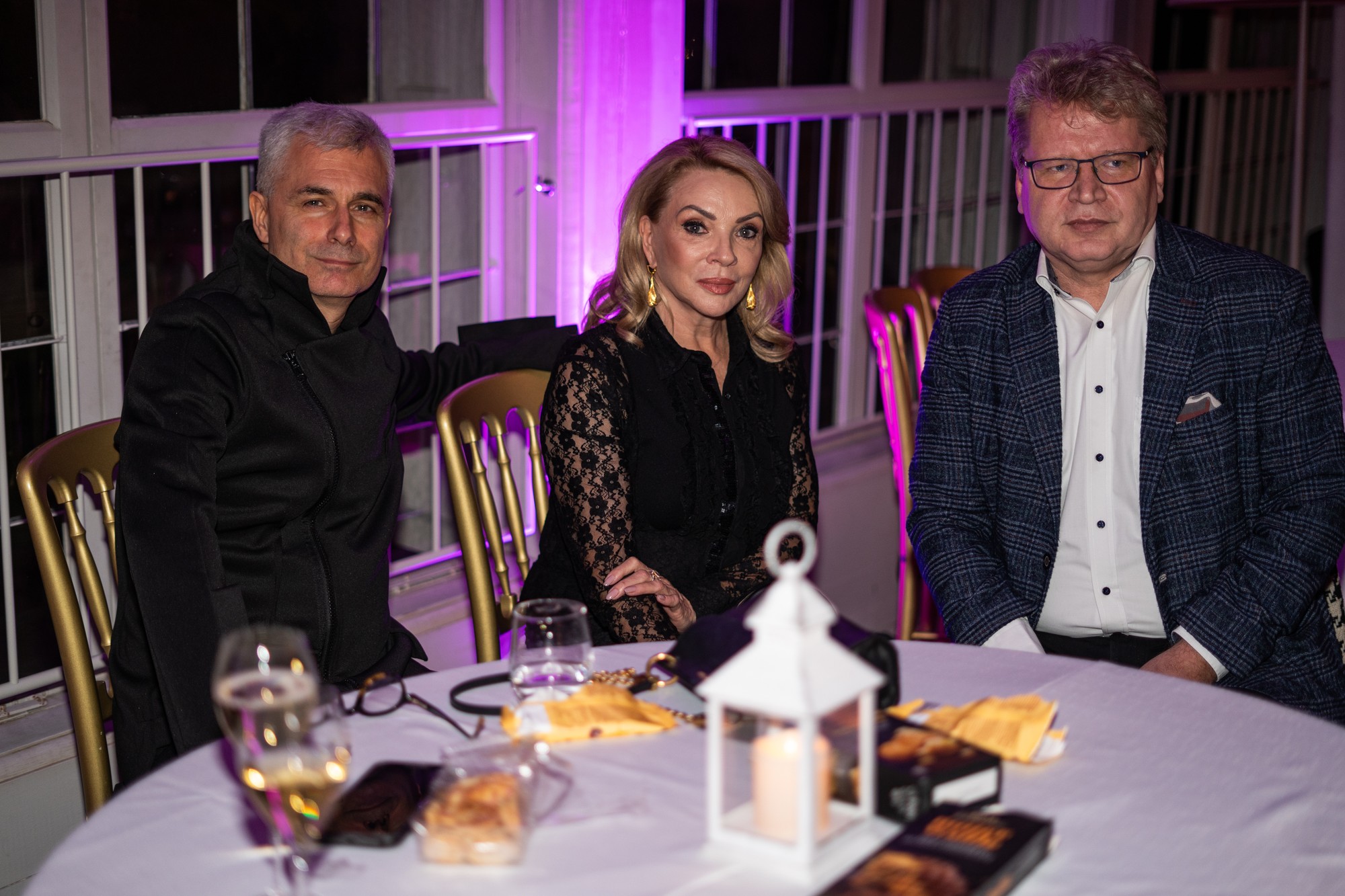 Na akciu speváčky Celeste Buckingham prišlo množstvo známych tvárí: Braňo Kostka, Zdena Studenková, Juraj Čurný.