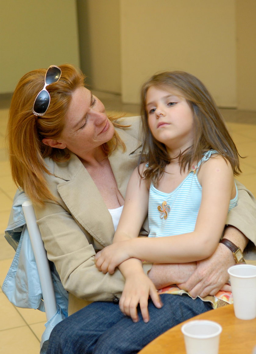 Katarzyna Dowbor z córką Marią w 2006 roku