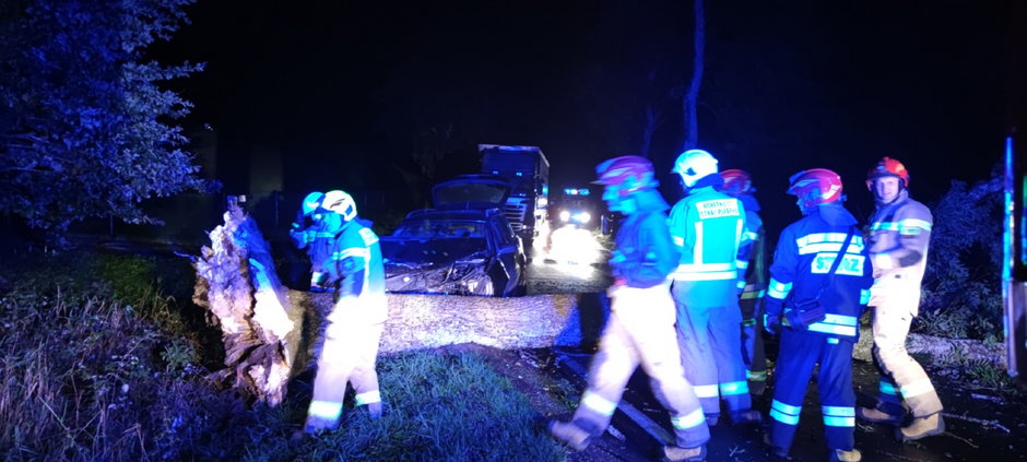 O krok od tragedii na drodze w pobliżu Zagozdu