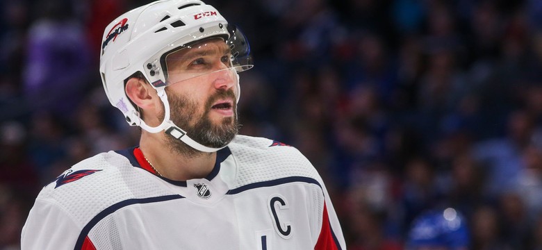 Liga NHL. 750. gol Aleksandera Owieczkina