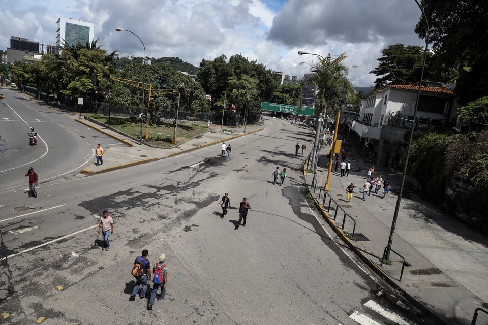 VENEZUELA CRISIS (Opposition begins the first day of great protest in Venezuela)