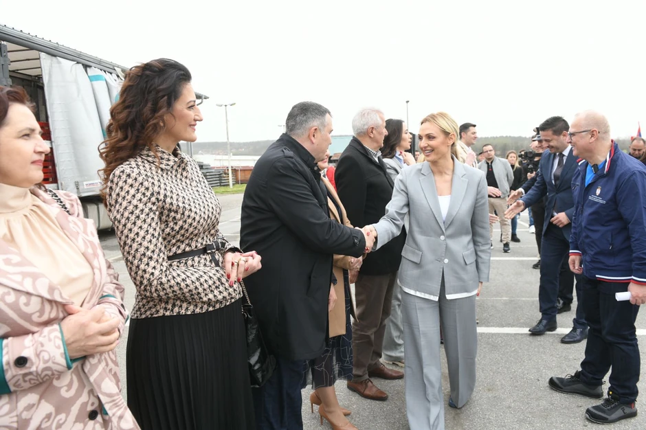 Država će pomoći poljoprivrednicima da zamene stare traktore novim i modernijim