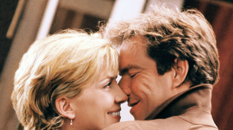 Natasha Richardson és Dennis Quaid az Apád, anyád idejöjjön című vígjátékban (Fotó: RAS-archív)