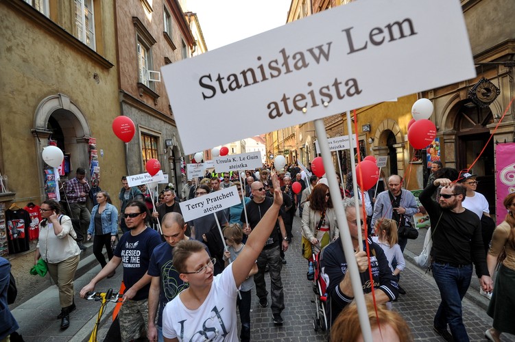Jedyny egzemplarz traktatu został spalony na Rynku, kilka fragmentów pracy ocalało w mowie oskarżyciela, poglądy Łyszczyńskiego udało się częściowo odtworzyć także na podstawie relacji, listów i dokumentów.