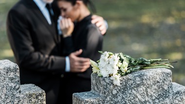 wypłata zasiłku celowego na pokrycie kosztów pogrzebu to nowe zadanie