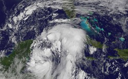 Huragan Nate dotarł do USA. 100 tysięcy osób bez prądu