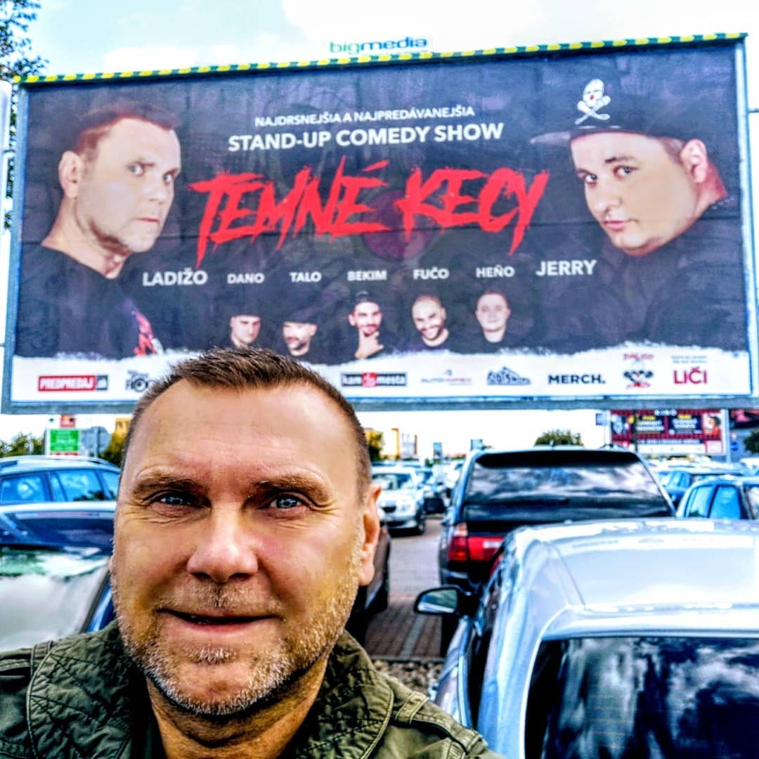 Stand-up komik, choreograf a herec Ivo Ladižinský.