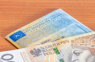 Podwyżki opłat komunikacyjnych 2026. Nowe stawki za prawo jazdy i rejestrację samochodu