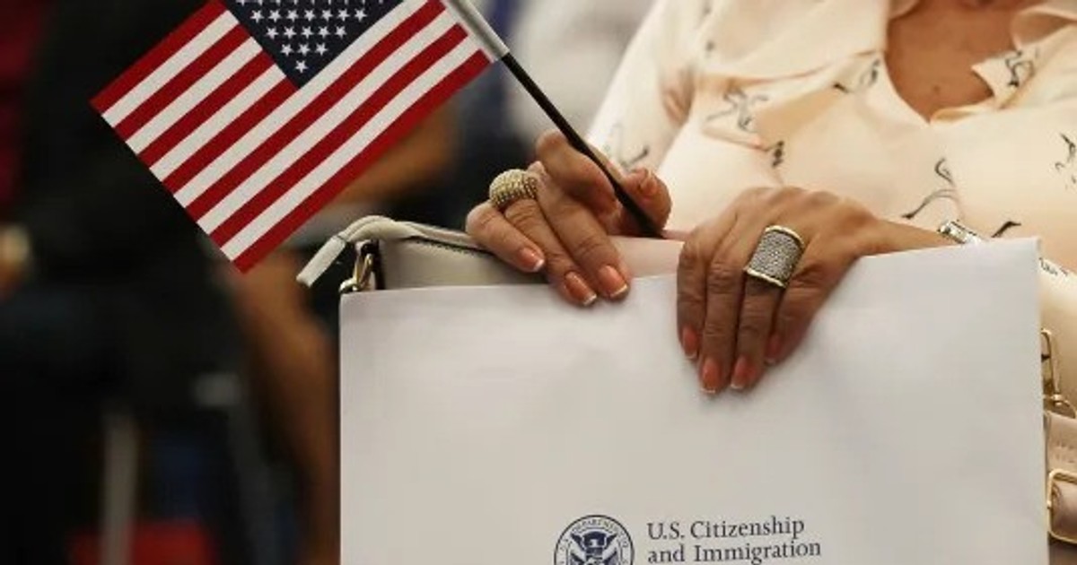 U.S. updates citizenship process, set to roll out new civics test for immigrants
