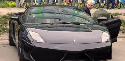 Herbut wozi się lamborghini