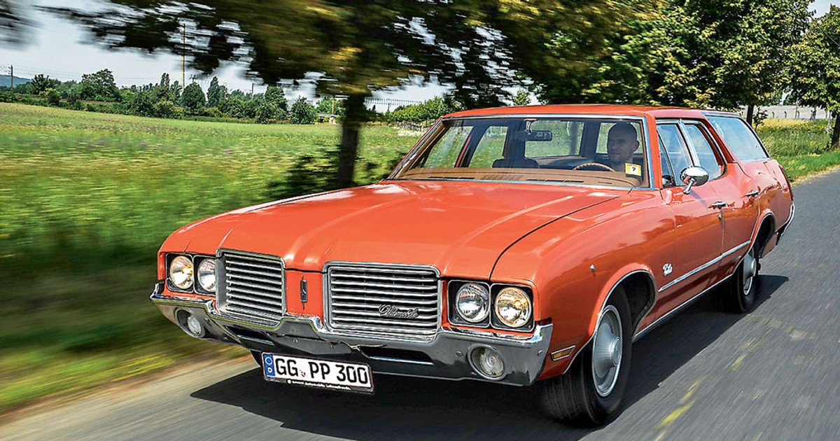Oldsmobile cutlass cruiser