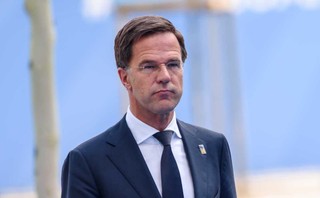 Rutte i Meloni chcą powstrzymać napływ migrantów z Afryki