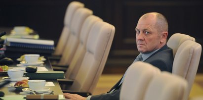 Minister straci stołek za aferę?