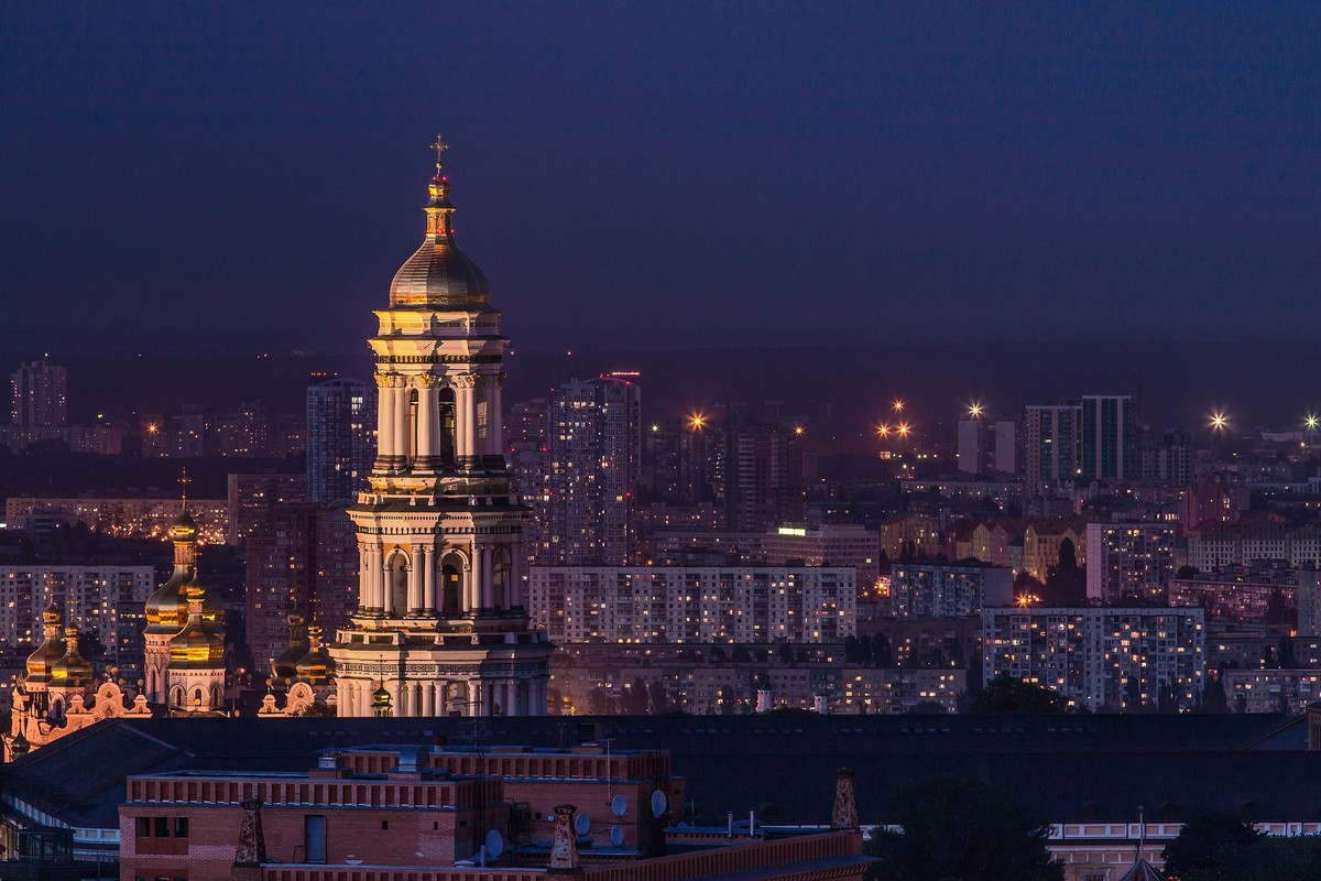 Ukraina: Atak rakietowy na obwód kijowski. 72 domy zniszczone