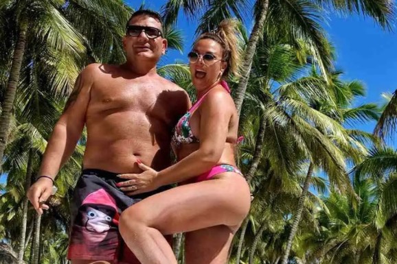 "Nisam podarila sina čoveku kog sam volela, a ONDA SAM ZATRUDNELA SA DRUGIM ČOBVEKOM" Pevačica (49) o burnom ljubavnom životu: "Prolila sam suza i suza"