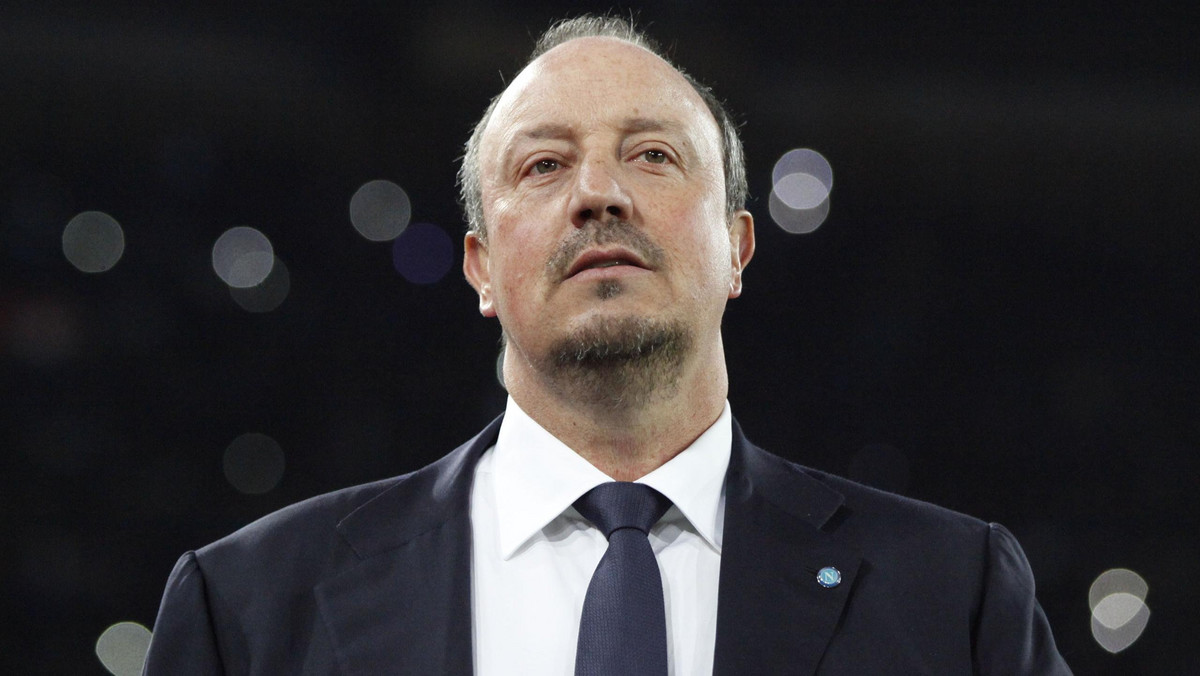 Angielskie media rozpisują się o tym, że trener Napoli Rafael Benitez przymierzany jest do Manchesteru City. Hiszpan zaprzeczył tym doniesieniom.