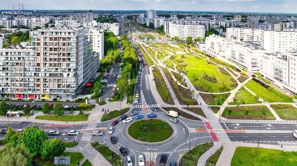 Rondo przy skrzyżowaniu ulic Dereniowej, Stryjeńskich, Płaskowickiej od tygodnia nosi imię Ireny Kwiatkowskiej.