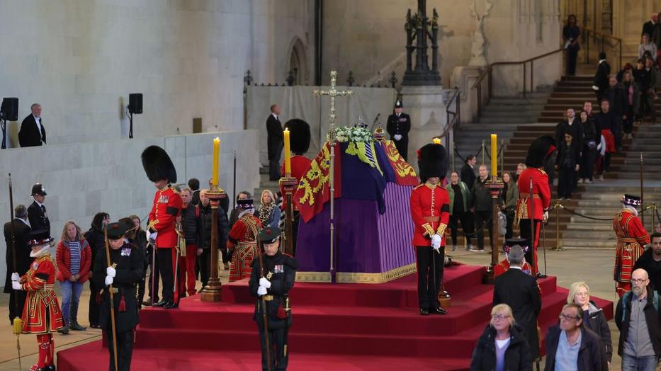 Erzsébet királynő temetését az egész világon figyelemmel követik