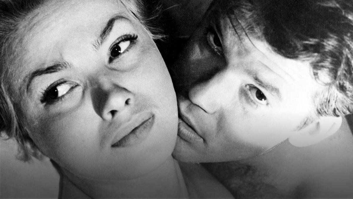 "Popiół i diament" - Ewa Krzyżewska i Zbigniew Cybulski na zdjęciu z filmu