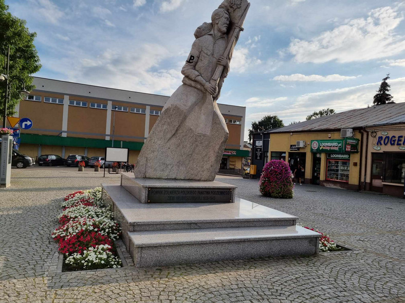 Pomnik Żołnierza Polskiego Państwa Podziemnego Ziemi Hrubieszowskiej 1939-1945