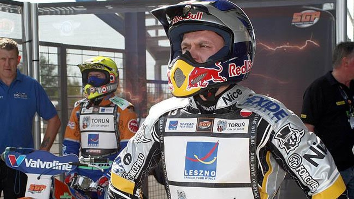 Zgodnie z decyzją władz polskiego żużla najbliższa kolejka Speedway Ekstraligi będzie pierwszą, w której zawodnicy będą używać nowych tłumików. To może spowodować ogromne przetasowania we wszystkich klasyfikacjach konkursu Wygraj Ekstraligę, w którym pula nagród wynosi aż 30 000 zł.