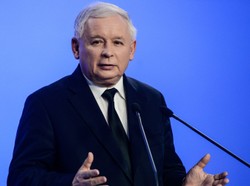 Kaczyński: Sawicki powinien odejść, ale nie pomożemy SLD