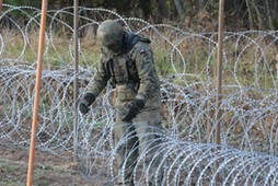  Budowa tymczasowej zapory na granicy z obwodem kaliningradzkim w okolicach miejscowości Żerdziny w gminie Dubeninki,