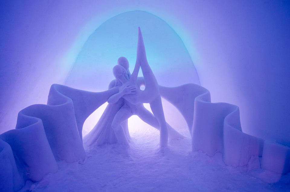 Lodowy hotel ICEHOTEL w Jukkasjärvi koło Kiruny (Szwecja)