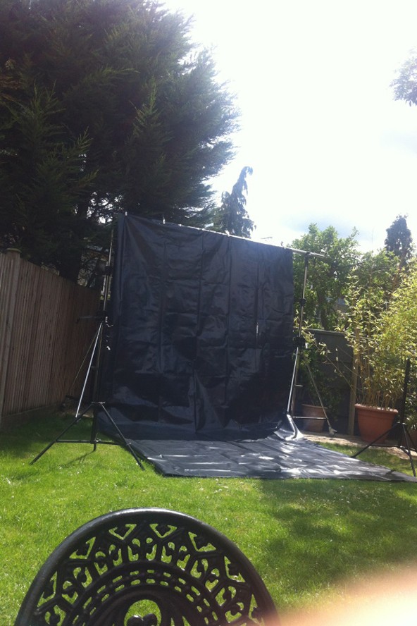 Szepesi Melinda a Harper`s Bazaar éjszakai madárkája