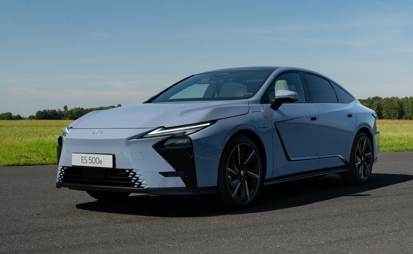 Nowy Lexus ES