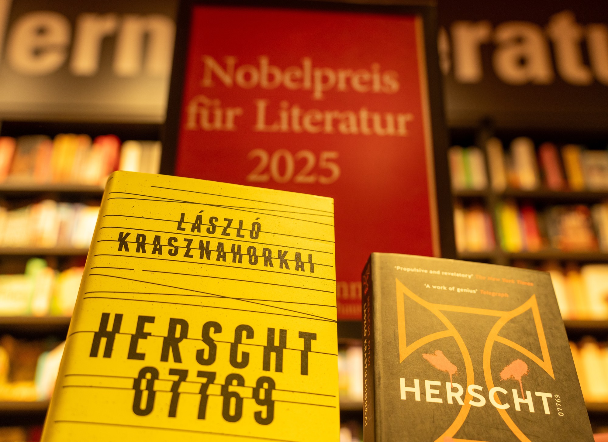 László Krasznahorkai získal Nobelovu cenu za literatúru. 