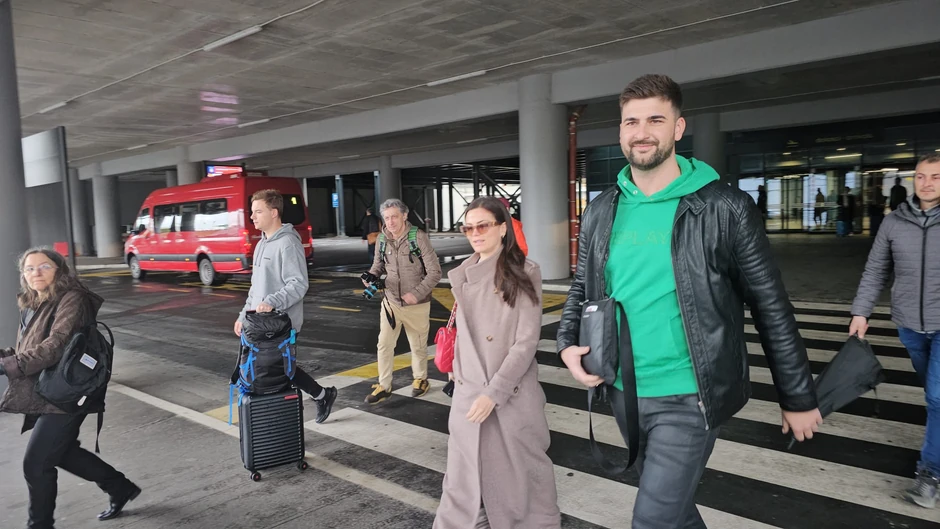 Poznati na aerodromu