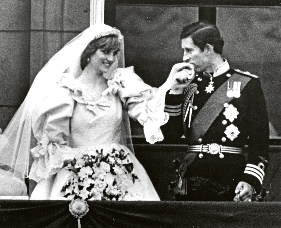 Princ Čarls i princeza Dajana na venčanju