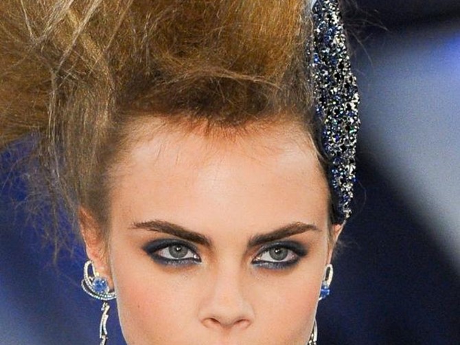 22972_chanel-details-haute-couture-sprg-2012-pfw48