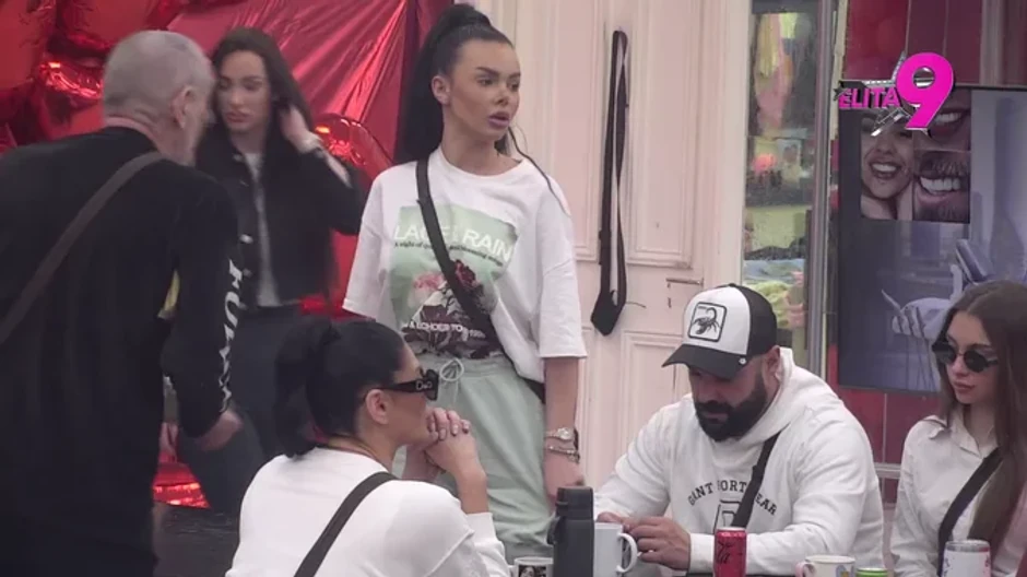 Lepi Mića razvezao jezik i brutalnu istinu sasuo Aniti u lice, ona podivljala