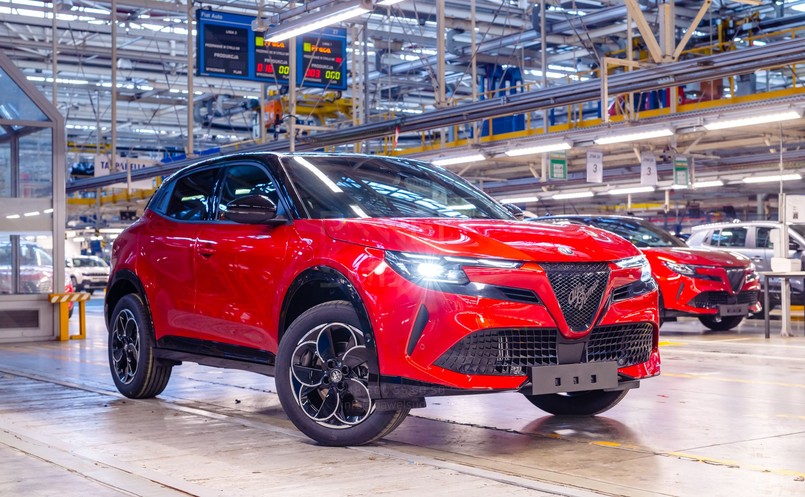 Alfa Romeo Junior Ibrida Q4: produkcja w Tychach