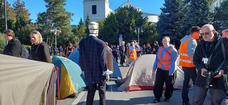 Ostatnie Pokolenie okupuje Sejm. Startuje nowy protest