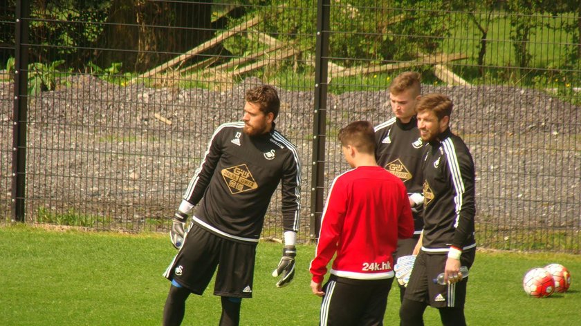 Jakub Stolarczyk w Leicester City! Piłkarz z 7.ligi dołączył do Wasyla